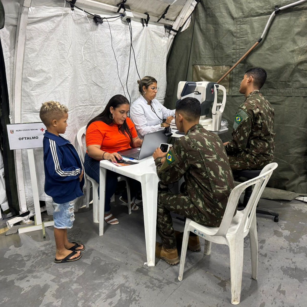 Instituto Renascer faz ação gratuita junto ao exército&nbsp;Brasileiro